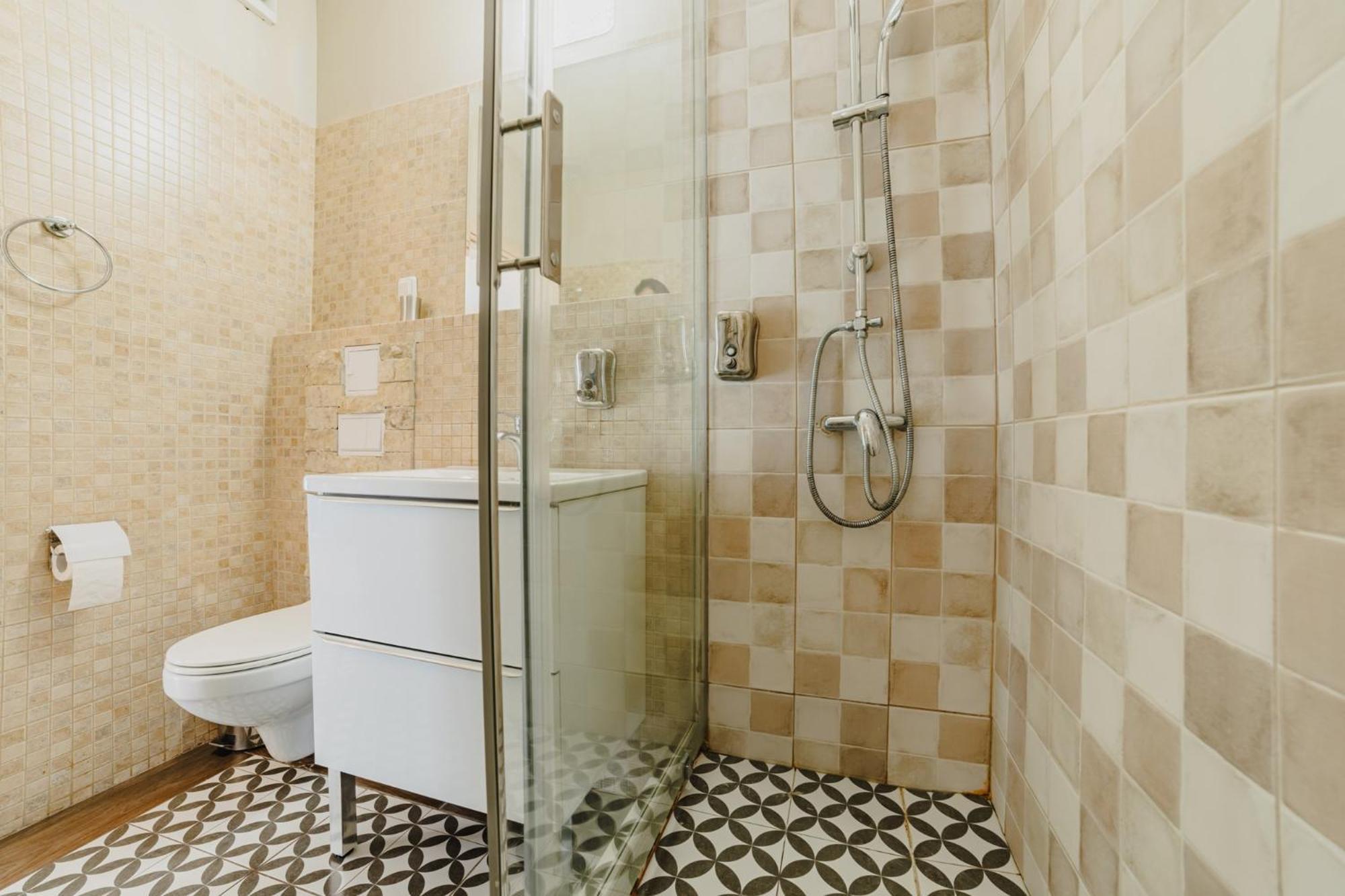 Romantic Jacuzzi Belleview Studio シナヤ エクステリア 写真
